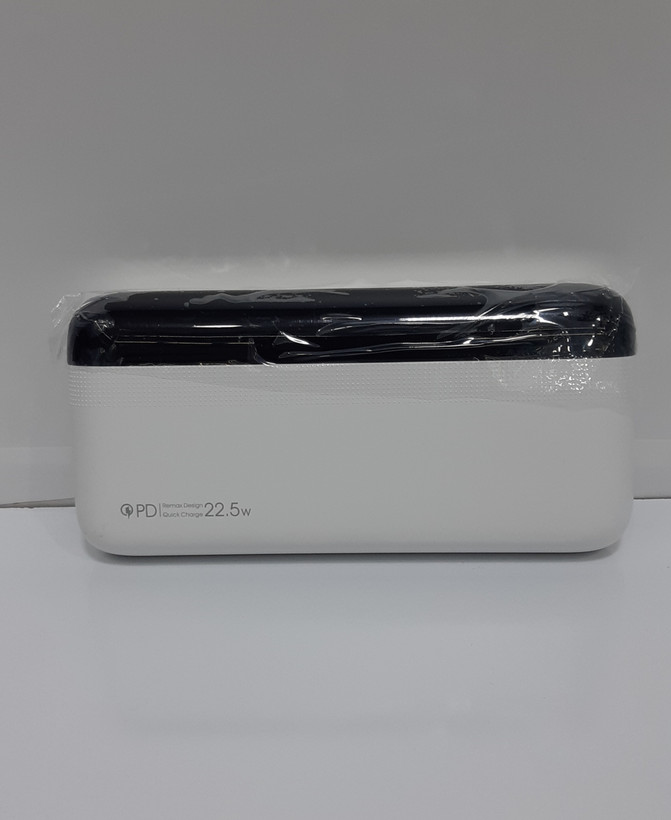 پاوربانک ریمکس مدل rp180