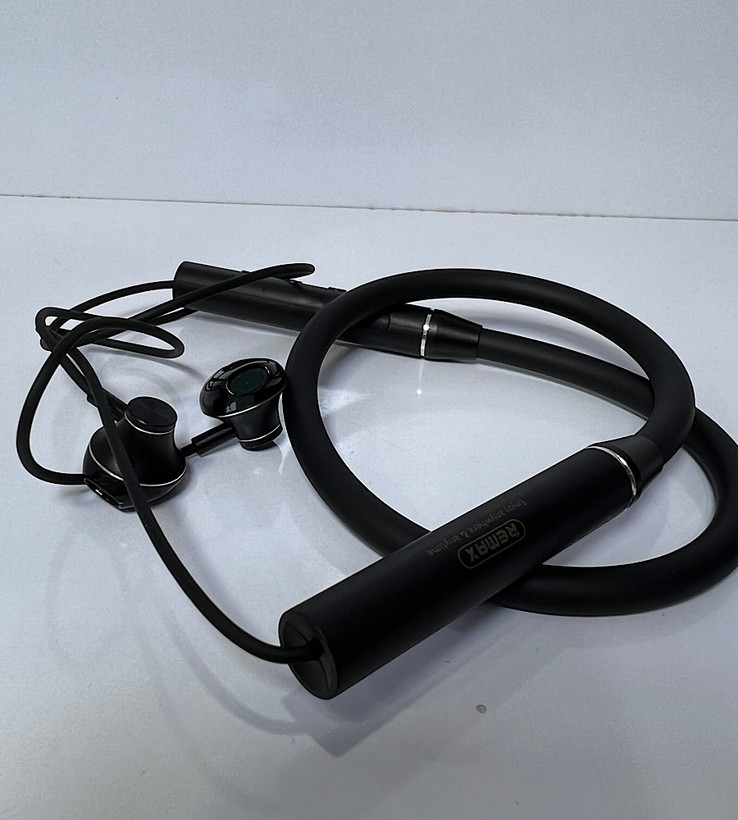گردنی ریمکس مدل RB-S9