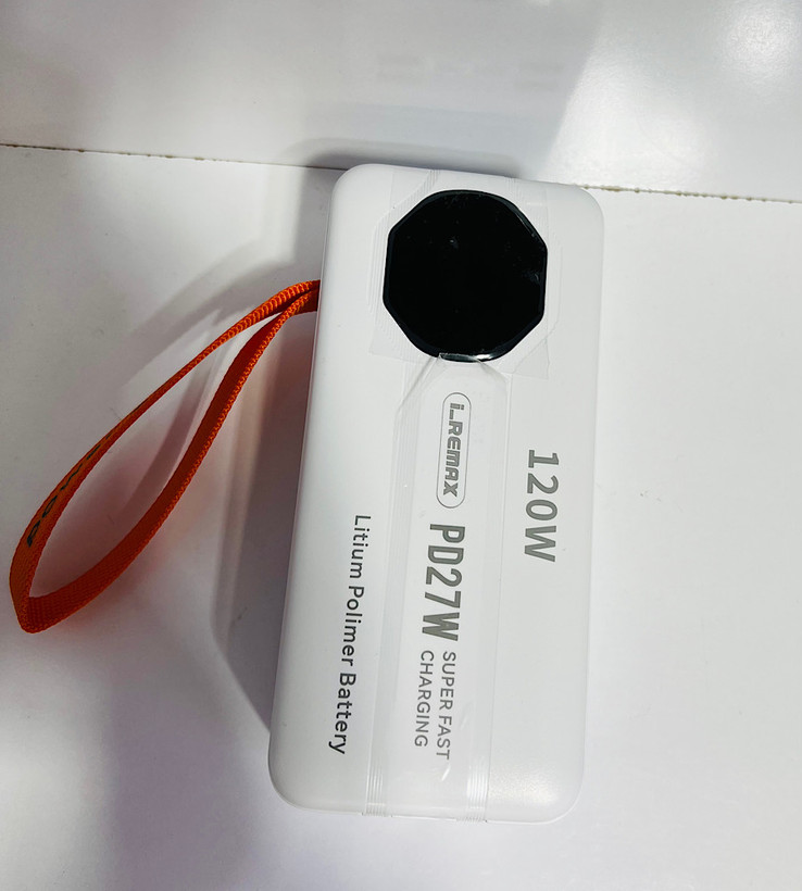 پاوربانک ۳۰۰۰۰ هزار ریمکس مدل rpp 4817