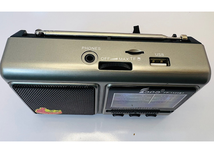 رادیو اسپیکر فول موج fepe مدل fp-1526bt بلوتوث دار